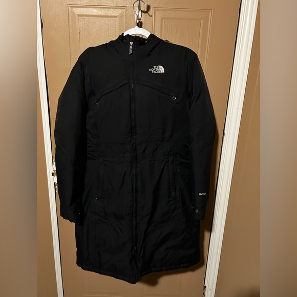 The north face parka in black medium - Picture 2 of 5